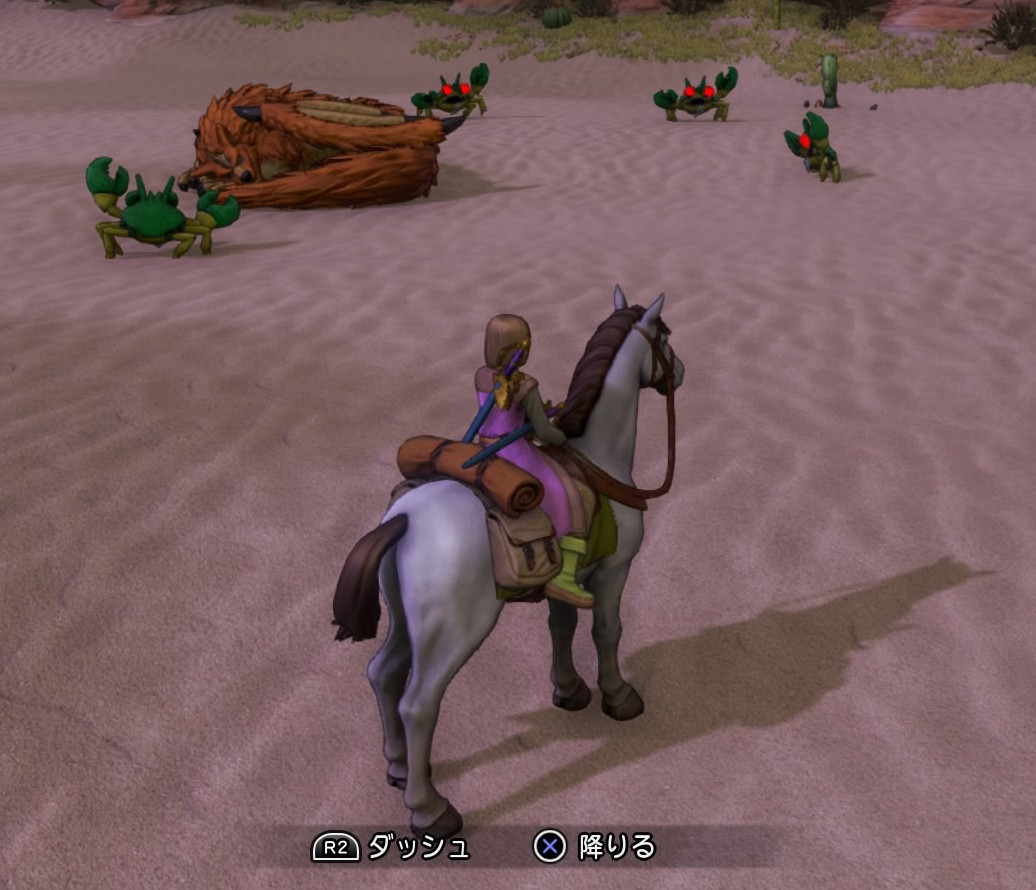 ドラゴンクエストXI フィールドでカニと犬のシーンのゲーム画面スクリーンショット